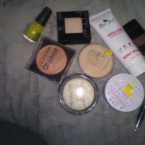 Bundle of makeup products